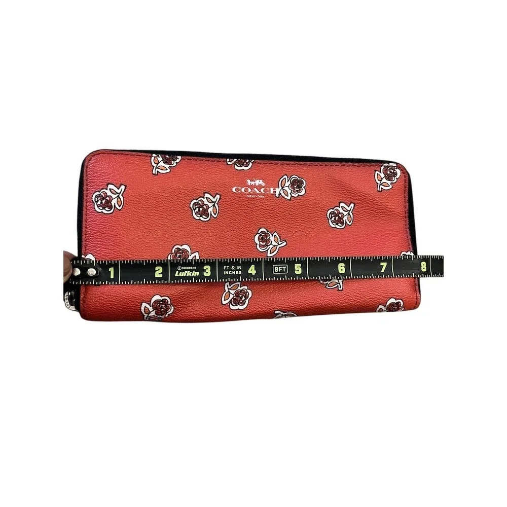 Coach Wallet Womens One Size Red Floral Slim Accordion Zip-Around Wallet